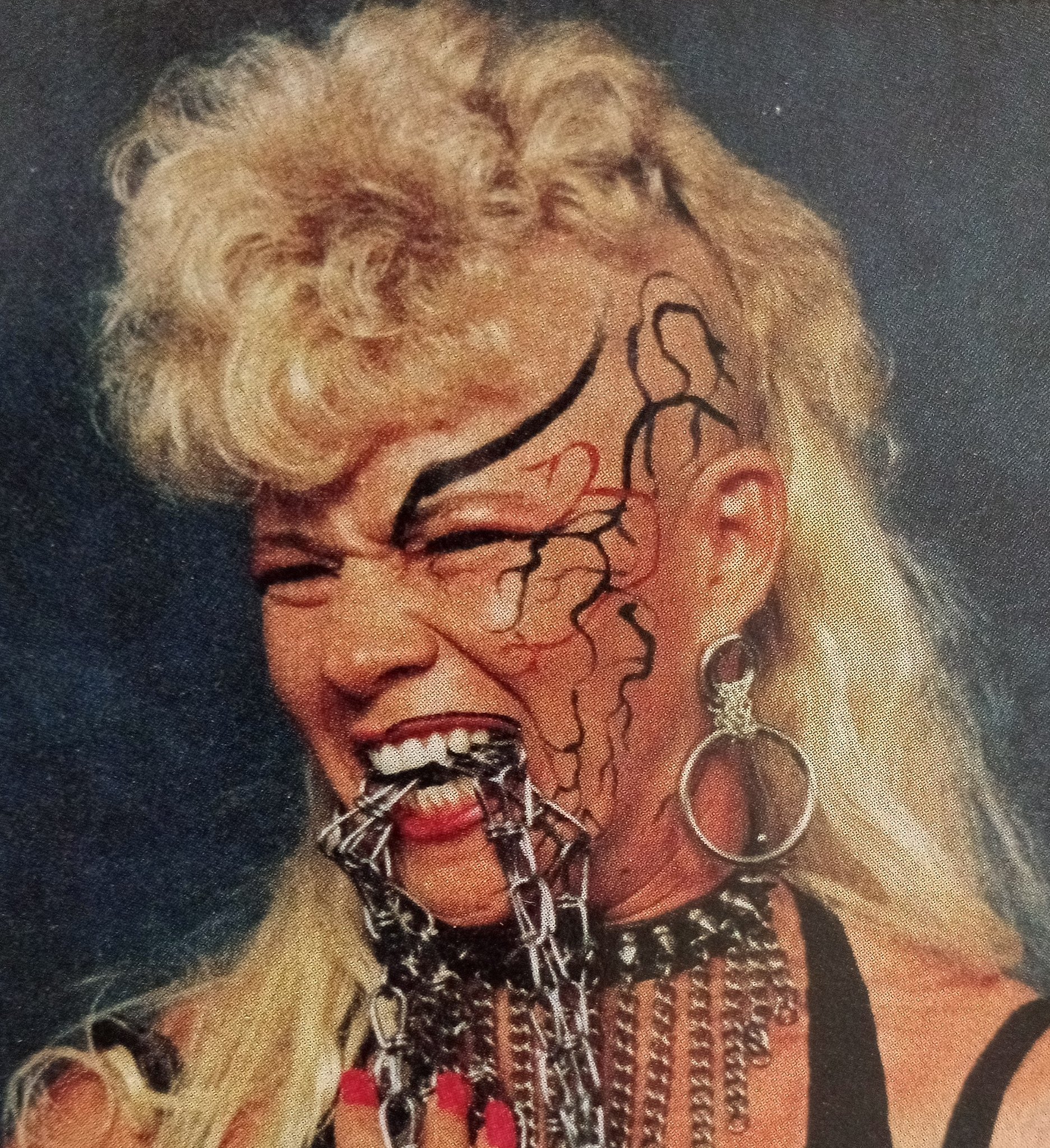 Happy birthday Luna Vachon    