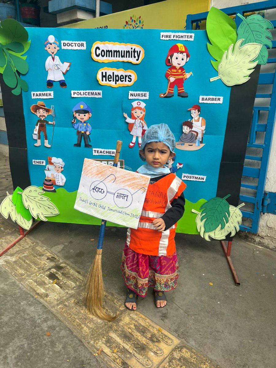 Chitramodi's tweet photo. Today's bright child, Tomorrow's #CleanIndia  @narendramodi  @CleanIndiaWatch @cleanganganmcg @recycleindia @Bhupendrapbjp https://t.co/s4HTAr3EXi