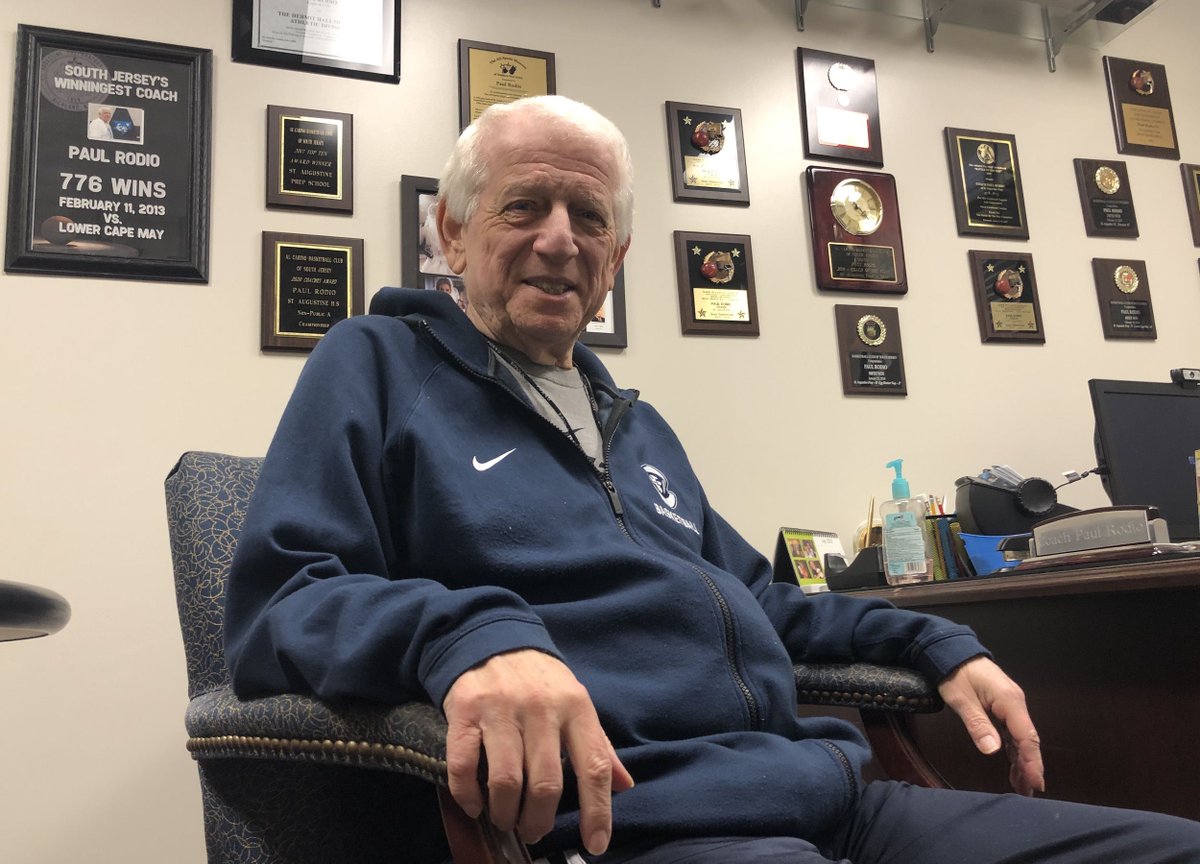 kminnicksports's tweet photo. 1,000!: Paul Rodio reaches monumental milestone as No. 9 St. Augustine edges Ocean City

https://t.co/GxDBbaV0Xj

@HermitHoops @HermitAthletics @HermitsAlumni https://t.co/7EGssEh7oo