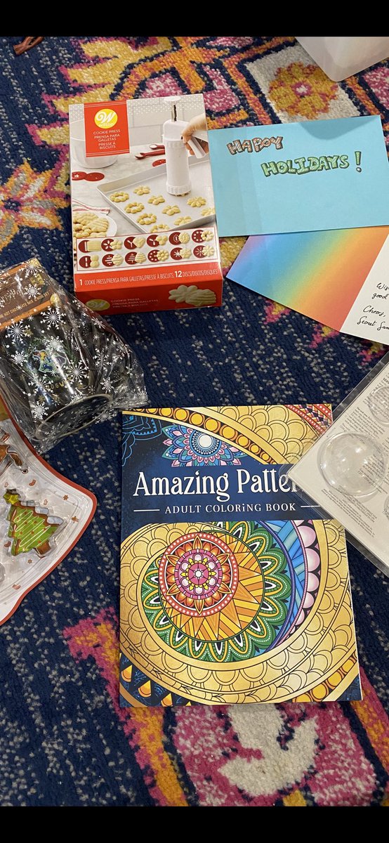 IsvaryaK's tweet photo. Bestest ever @DesiSecretSanta thank you sooo much for the wonderful gifts!!! 🤗🤗 2023 is off to a great start 🎉🎉 https://t.co/hhjSghTlcE
