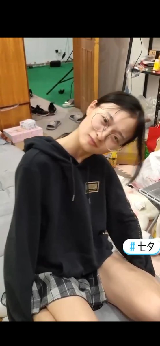 胡🕳️ tweet media