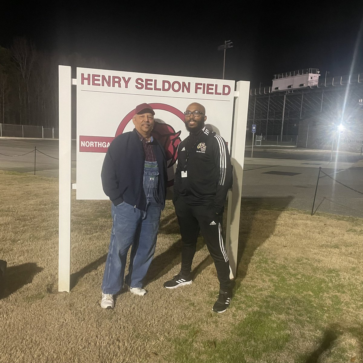 CoachSeldon_'s tweet photo. Henry Seldon Field, gotta represent ✊🏾 #ripgranddad https://t.co/Nh6DjqJQbv