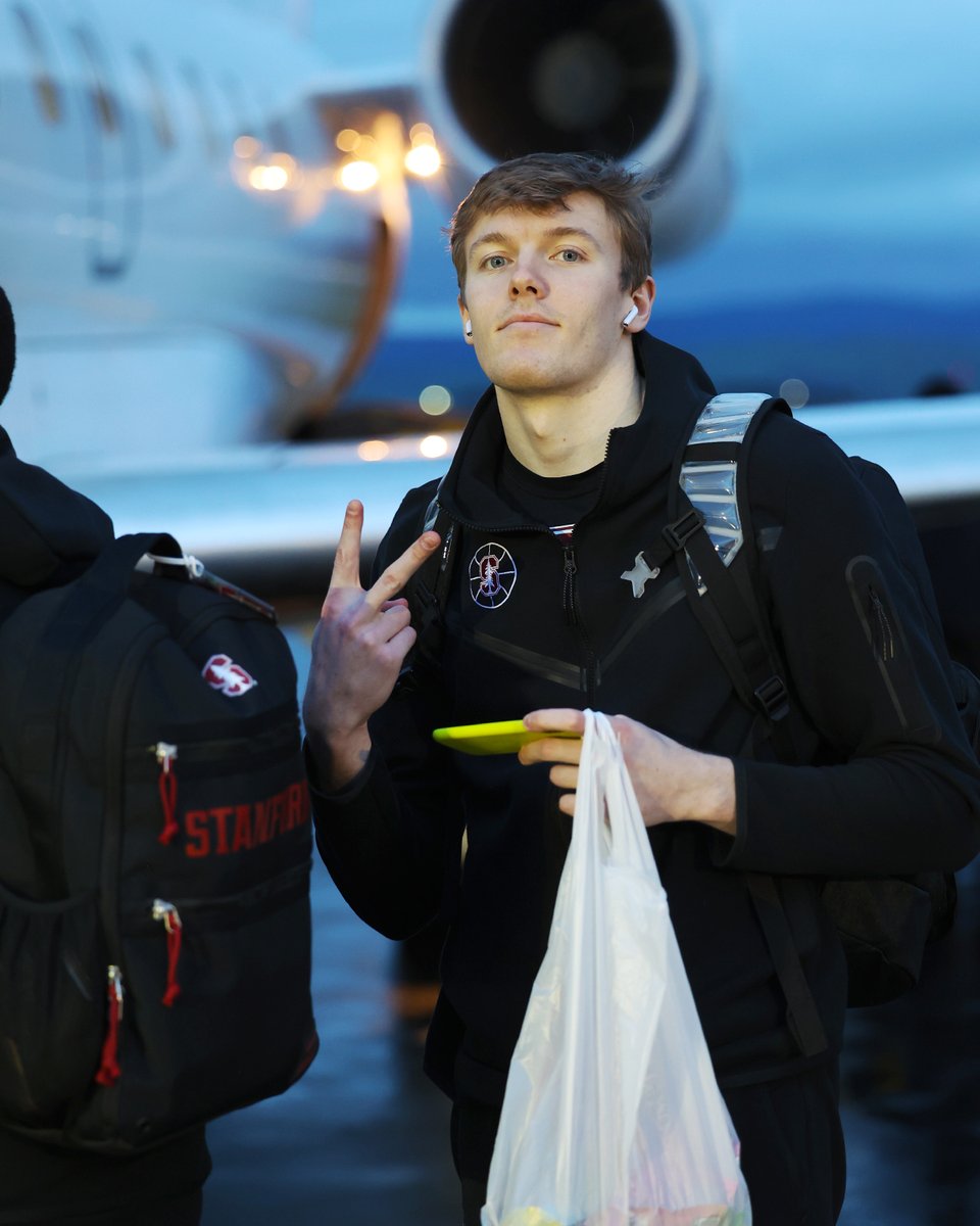 StanfordMBB's tweet image. PNW Bound 🛫

#GoStanford x #FlySanJose