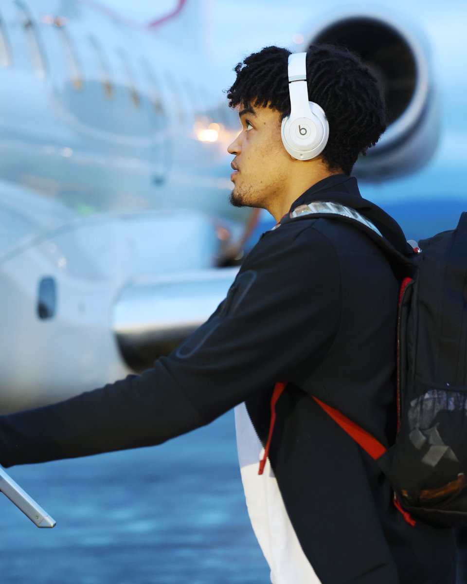 StanfordMBB's tweet image. PNW Bound 🛫

#GoStanford x #FlySanJose