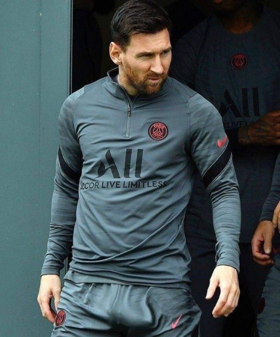 Messi en pija a cada lado que va ! ⭐️⭐️⭐️