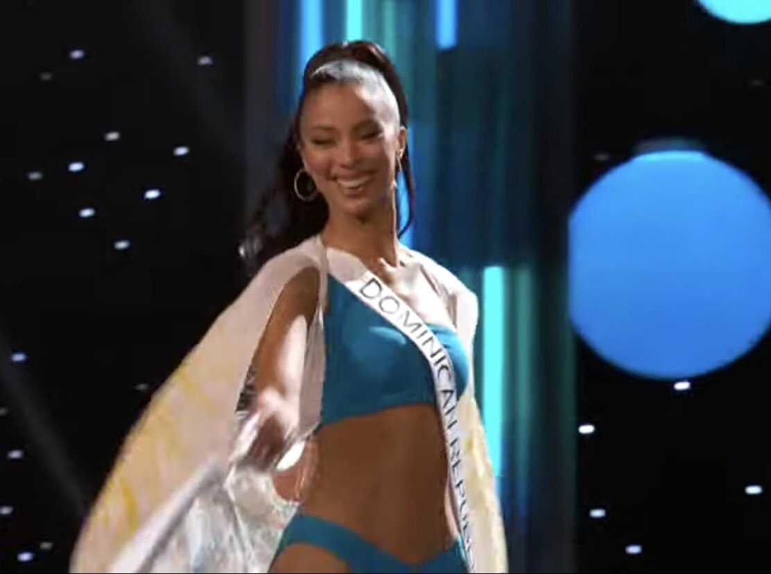 alksdnvrs's tweet photo. Que hermosa!!! Certainly a strong contender!  #71stMissUniverse https://t.co/qLbjTbJw8U