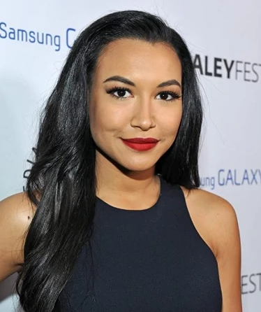 nayanoticiasbr's tweet photo. Hoje, dia 12/01, Naya estaria completando 36 anos, durante essa semana pude compartilhar com vocês a ponta do iceberg do que foi Naya Rivera, apenas uma menina com muitos sonhos realizados e outros a se realizar, e hoje está com Deus, feliz aniversário para o nosso anjo atrevido. https://t.co/lio01y03Us