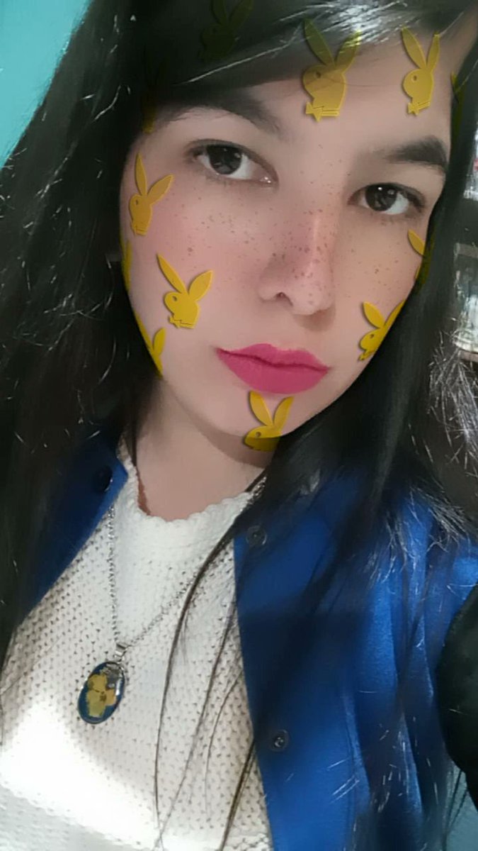fatii40's tweet photo. Hola, soy Fátima, tengo 25 años. Estoy en el fandom desde noviembre del 2021 y no sé que más decir ahre

#integracionfv https://t.co/eZ1Q6AqfWF
