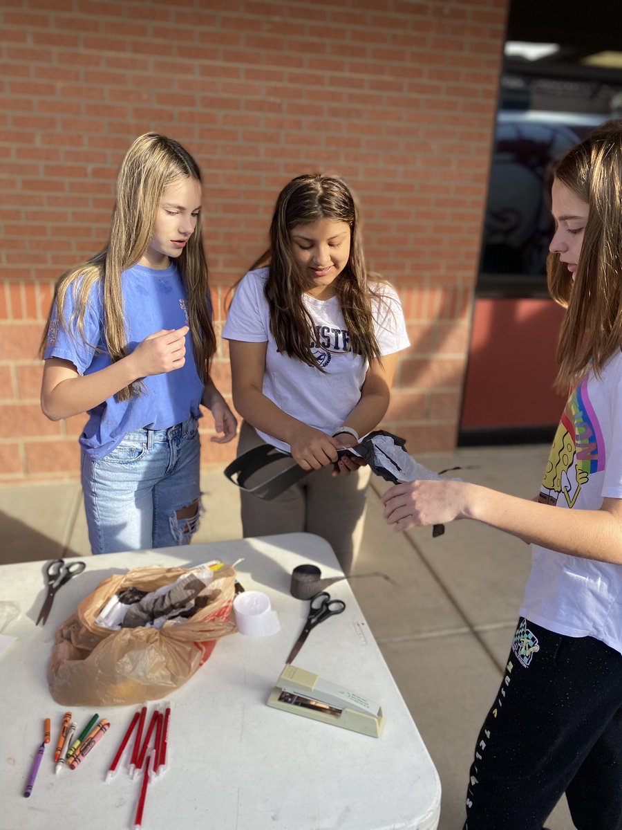 VanSTEAMBus's tweet photo. Giving our 7th grade the #Alamo experience today by
🫘 Taste testing staple foods
🤠 Davy Crockett dress up contest
📱 Virtually touring the church
✂️ Making games out of study tools &amp; 
☕️ Using DIY methods to antique their own William B. Travis letter! 
#WeAreVan #STEAM https://t.co/fC5HFwO1bm