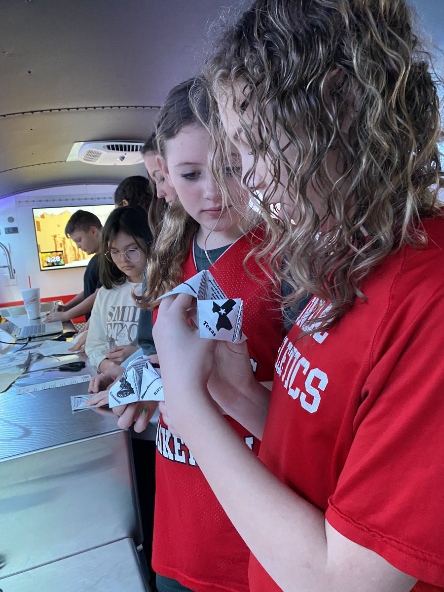 VanSTEAMBus's tweet photo. Giving our 7th grade the #Alamo experience today by
🫘 Taste testing staple foods
🤠 Davy Crockett dress up contest
📱 Virtually touring the church
✂️ Making games out of study tools &amp; 
☕️ Using DIY methods to antique their own William B. Travis letter! 
#WeAreVan #STEAM https://t.co/fC5HFwO1bm