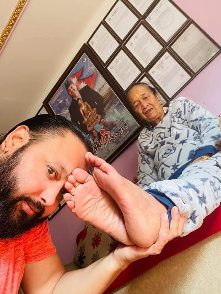 जन्मदिनको लाखौं लाख शुभकामना रमित दाई🎉🎁🎂