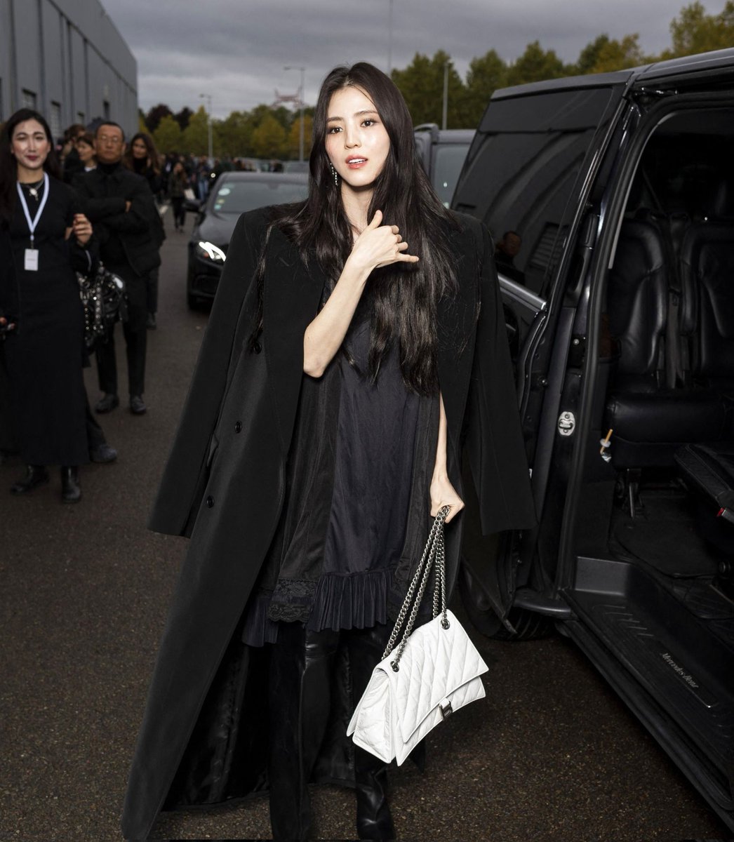 ִֶָ (@lqhsohee) on Twitter photo 