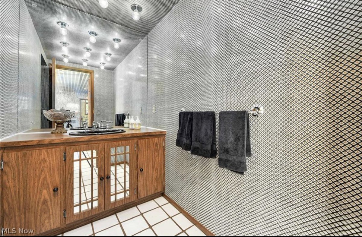 The Best of Zillow on Twitter "hgtv unfoRETTAble I feel like you