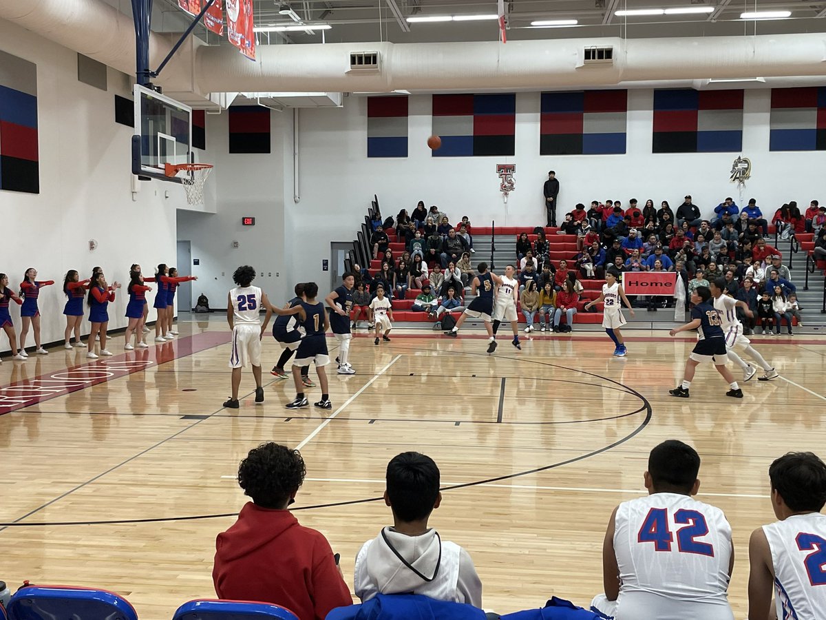 BelAirHoops's tweet image. Packed house at BAMS for some Warrior basketball! Great environment! #ONERED @BAMS_GLopez @BA_Highlanders @BelAirAthletics