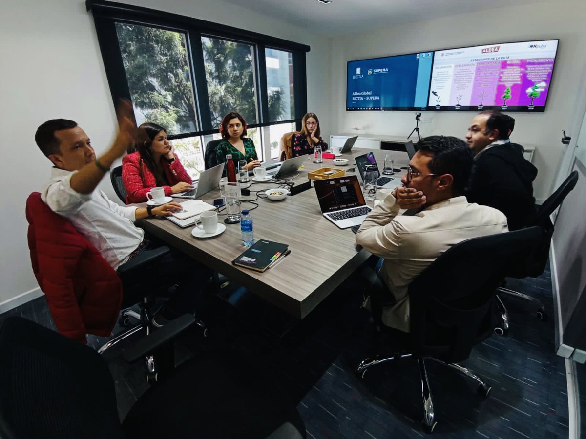 Cinnetico's tweet photo. Con nuestros aliados de @bictia, hoy iniciamos la operación del programa Aldea Global de INNpulsa para realizar procesos de expansión y soft landing de 5 empresas colombianas hacia Brasil. #emprendimiento #expansionemoresarial #colombia #brasil https://t.co/0tORYINQGJ