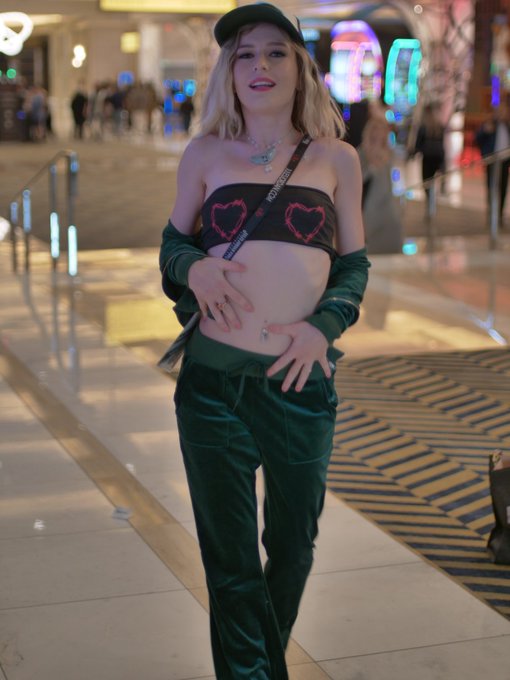 This one knows how to work the camera! Check em out  ⭐️ @MinxxMarley @_ATMLA  ⭐️ @ColexChurcH  ⭐️ @spikey20dee<a href="/tag/mvsales"class="tags"><span>#mvsales</span></a>