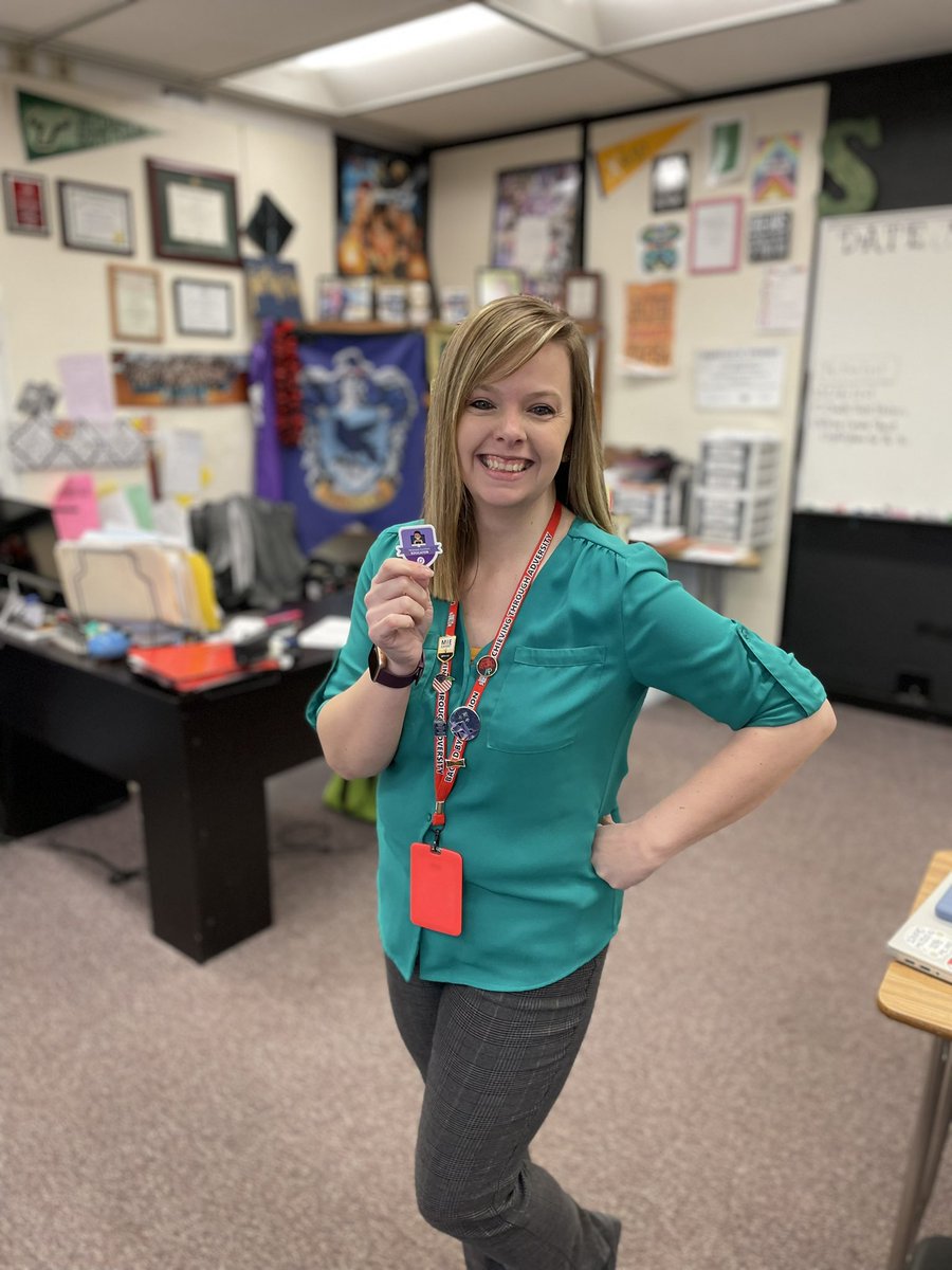 MrsC_Science's tweet photo. We added two more @nearpod Certified Educators to the campus! Congrats @MrsDStewart and Mrs. Ngo. #edtech #nce #nearpod https://t.co/5WzOyDfcT6