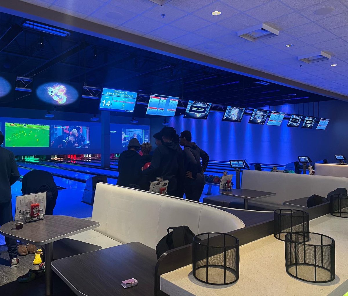 WEBDubBall's tweet photo. Team Building #2  was a success! #MainEvent 🦁 #LionsCreateTheirOwnPath https://t.co/YbcqbZw6sp