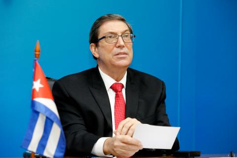 Preside Canciller cubano, <a href="/BrunoRguezP/">Bruno Rodríguez P</a>, delegación para la toma de posesión de #Cuba 🇨🇺 de la Presidencia del Grupo de los 77 y China.

🔗 cubaminrex.cu/es/preside-can…

#CubaG77