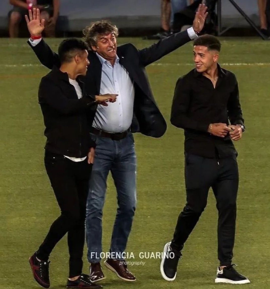 turcocarp's tweet photo. Llega Enzo Díaz a River para continuar con la dinastía. https://t.co/gZYnO3WpIm