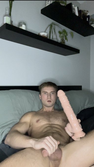 had some fun with my new toys tonight 🥴🥵 https://t.co/hadN5bo8nf