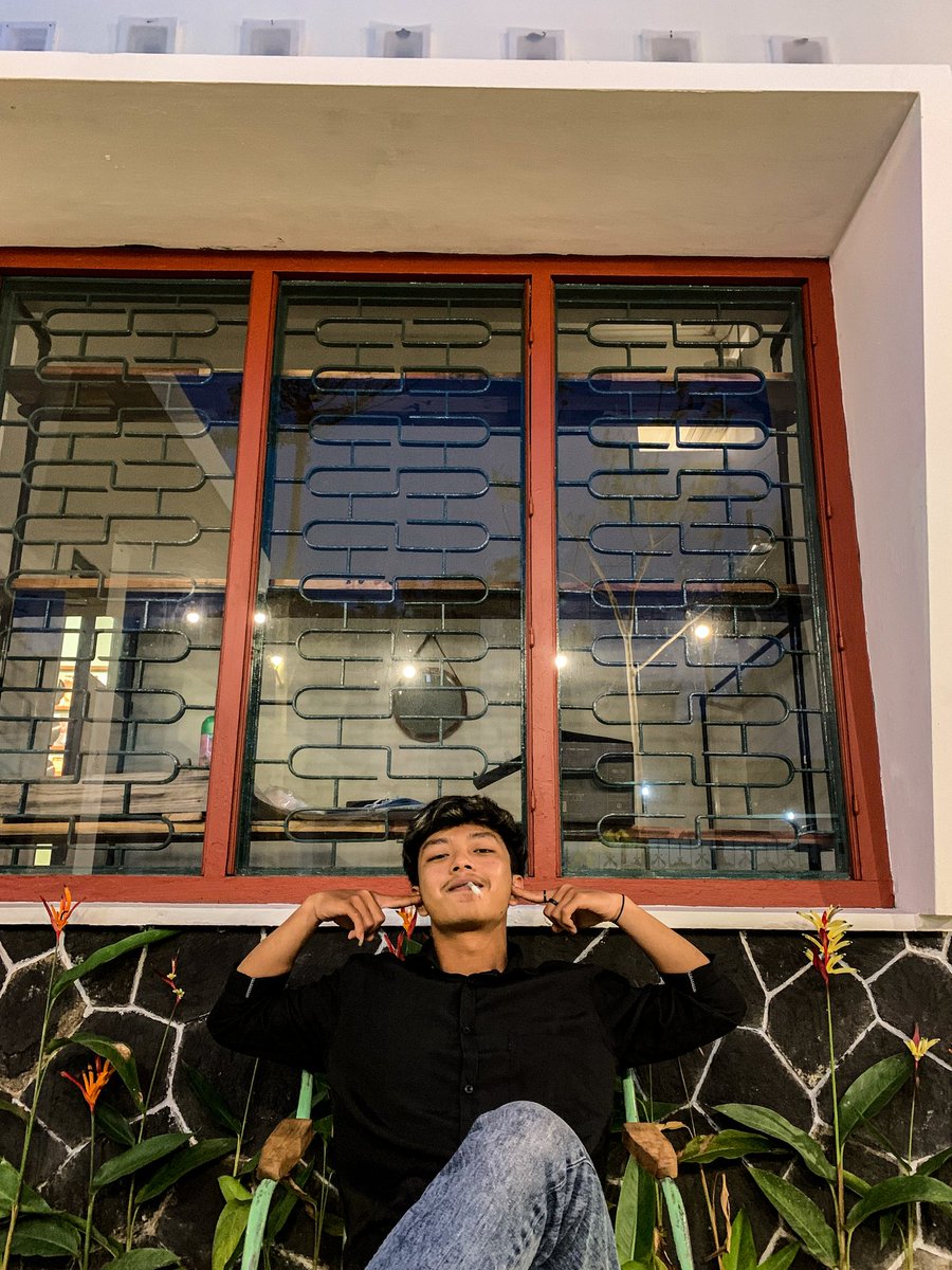 ardafirmaan's tweet photo. Enjoy solitude https://t.co/PiKiTsnjrW