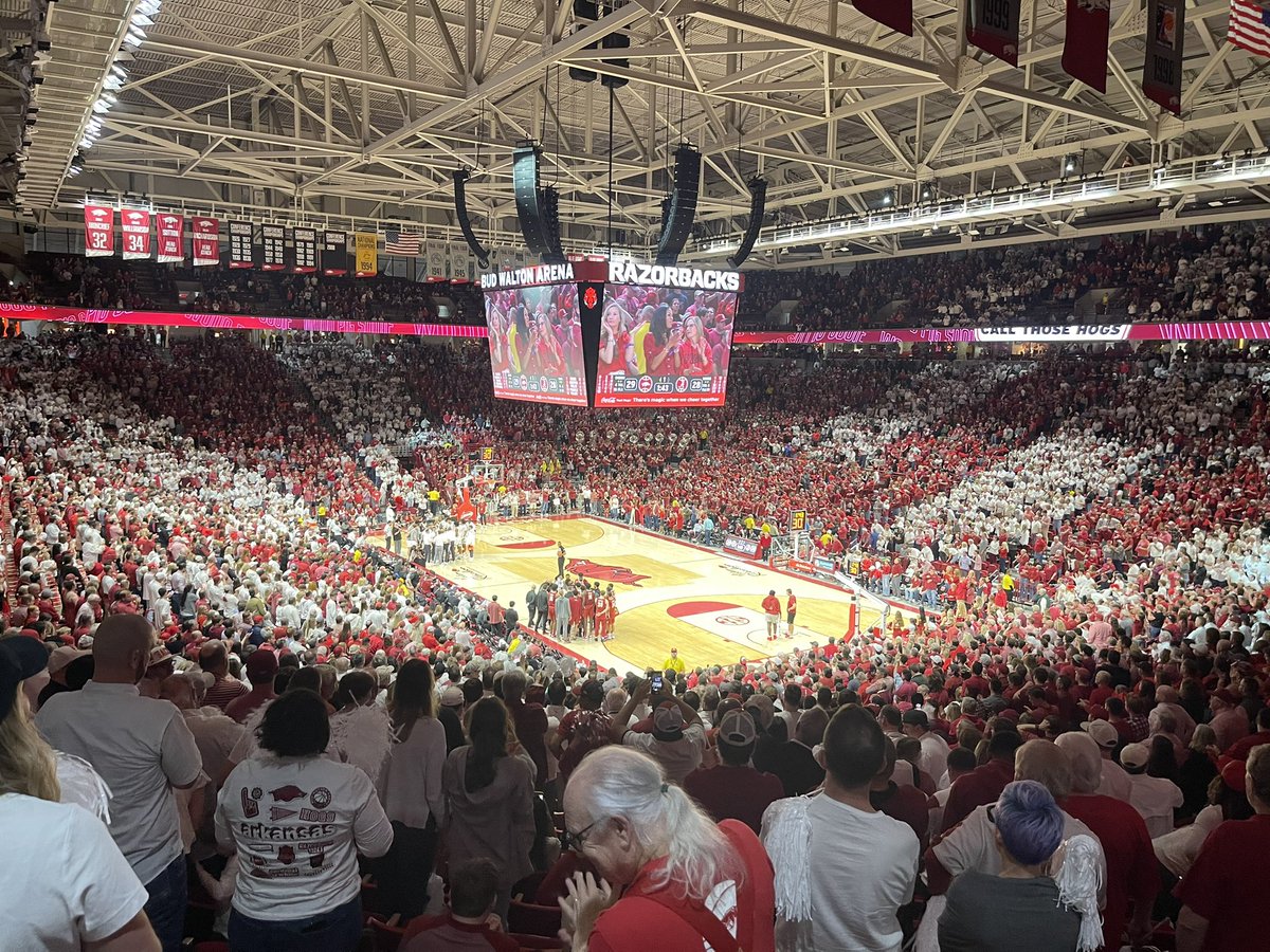 Acruiks's tweet photo. #wps #beatbama https://t.co/mn7fApOkqc