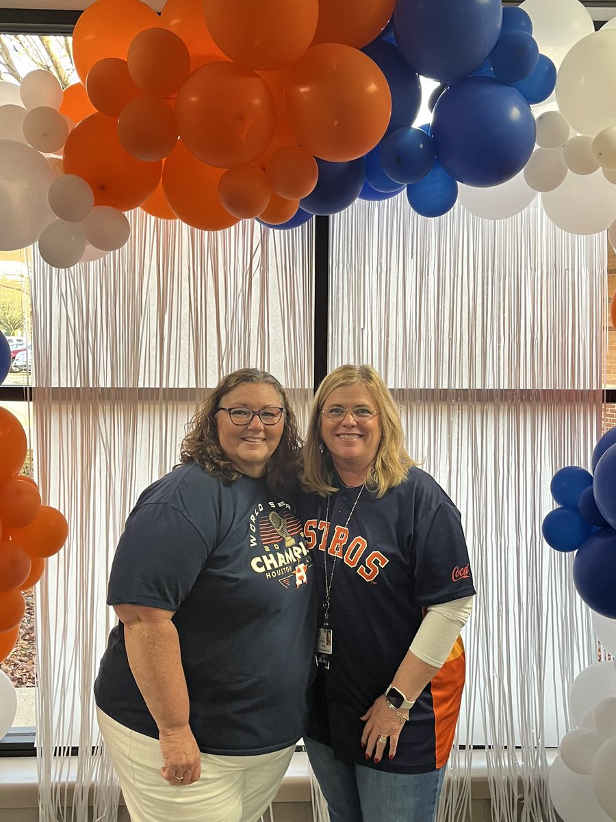 Lee Elementary tweet media