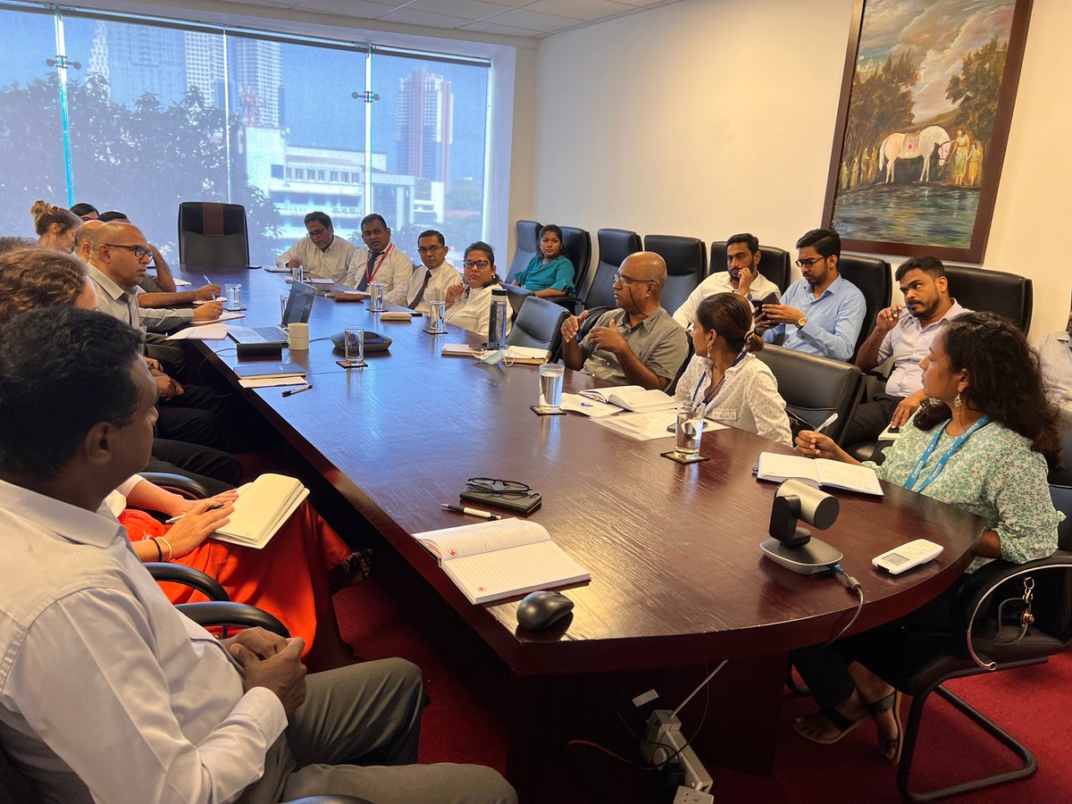 PereraSusil's tweet photo. #SriLanka Navy rescued 307 #Myanmar #migrants   since 2008. Some resettled in the #USA. Facilitated an excellent coordination meeting on current #Myanmar #Migrant response. @ImmigrationLK  @UNHCR @ICRC @SwissEmbassyColombo @muslimaidlk @eu_echo @SLRCS @IFRC officers participated https://t.co/pJvfha190J