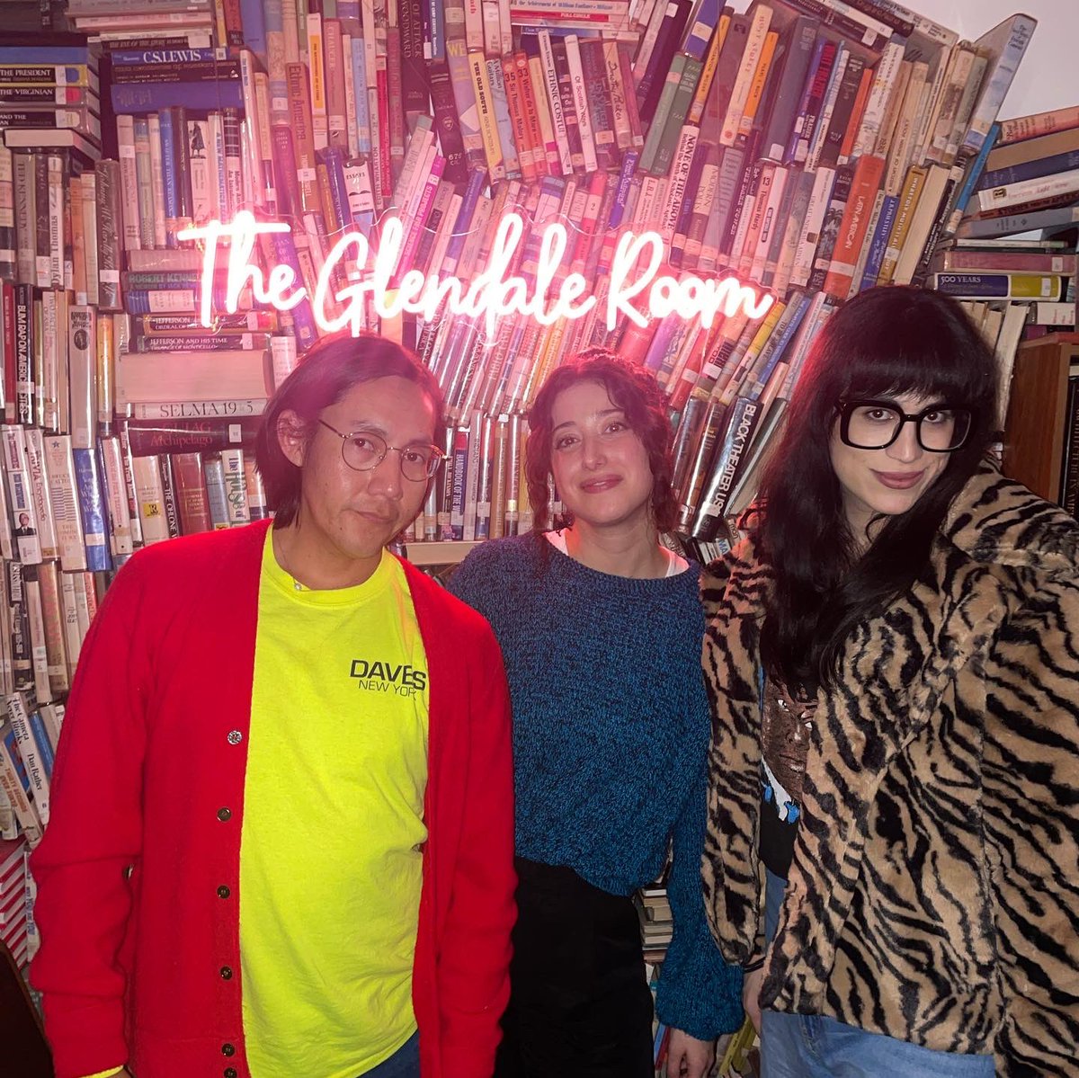 Cara Connors #straightforpaycomedy tweet media