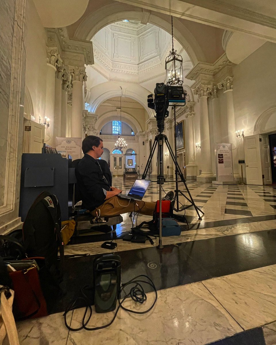 Fox45Photogs's tweet photo. First day of session vibes.
#annapolis #mdgeneralassembly #legislativesession #fieldoffice https://t.co/KANdlf0Nbu