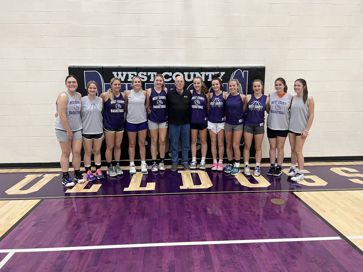 Awesome to have Coach Denny Mills come in and visit with the girls today!  Educator and Coaching icon in the area and a wonderful man!  Bulldogs got better today!
