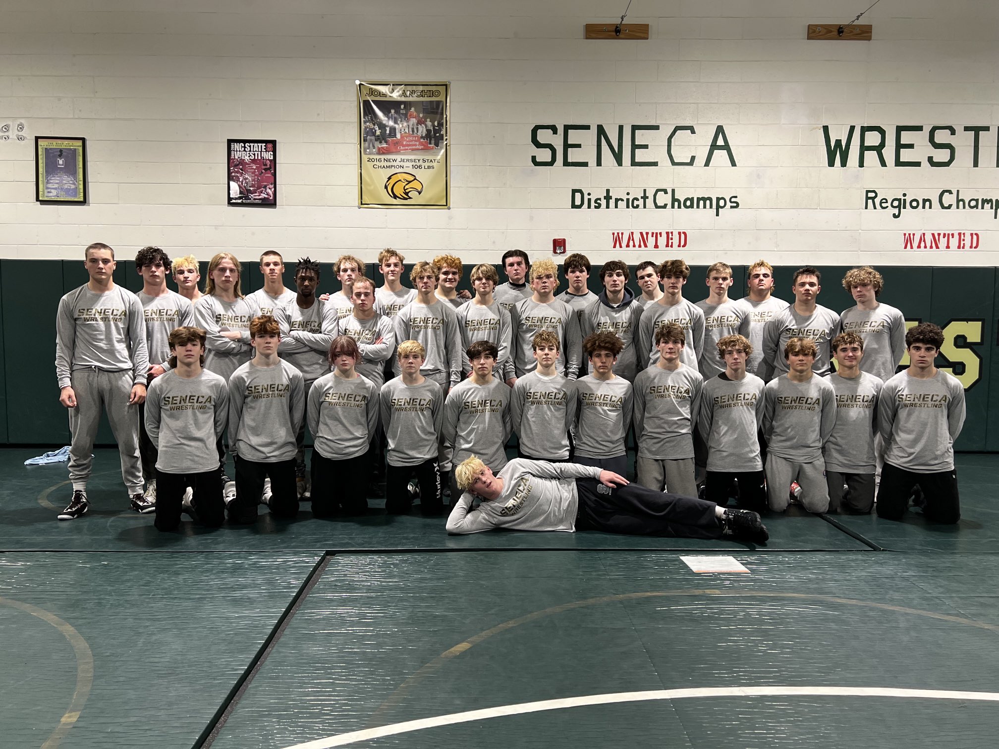 Seneca Wrestling on Twitter "Great team win tonight, defeating Paul VI