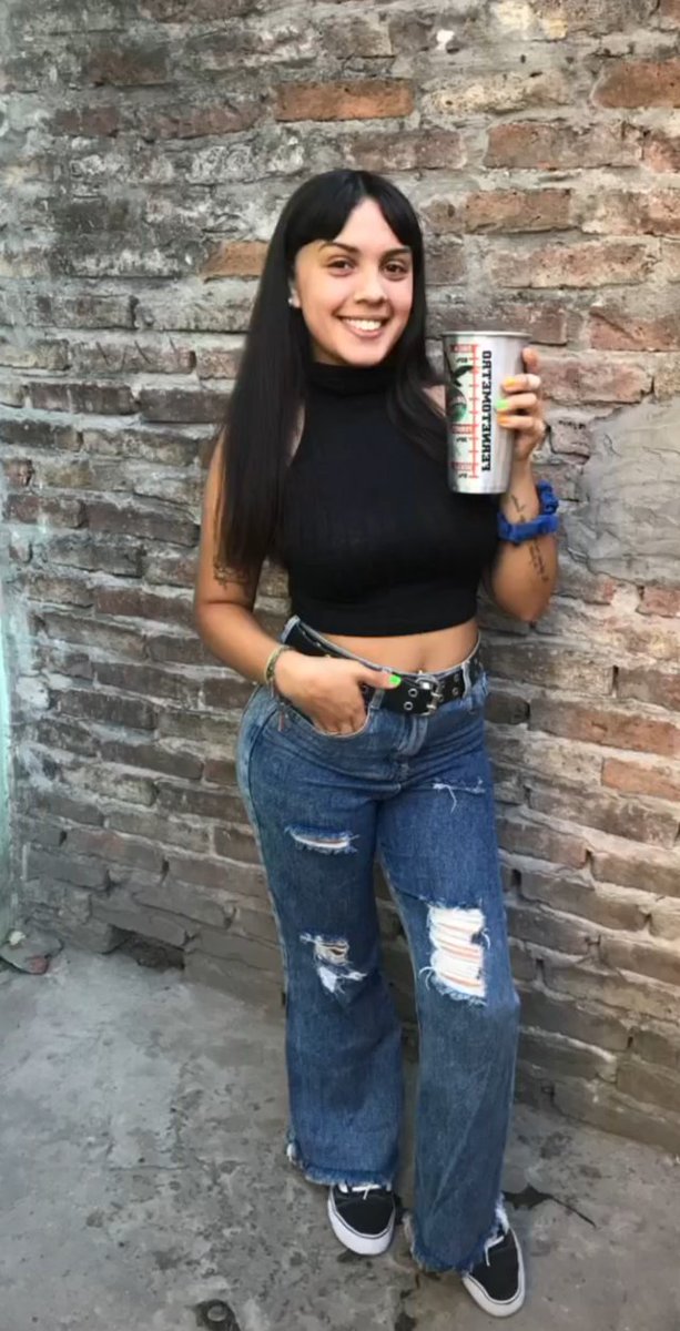 desaparecidaorg's tweet photo. #URGENTE BÚSQUEDA EN TIEMPO REAL #SanMartin 
Rocío Ayelen Bernal tiene 17 años, desapareció el 10/1 en Loma Hermosa. Por favor compartir, y si la ven avisar #URGENTE al ☎️11-64141226, o al 911

#LomaHermosa #SanMartin #BuenosAires https://t.co/n55J25gP6t