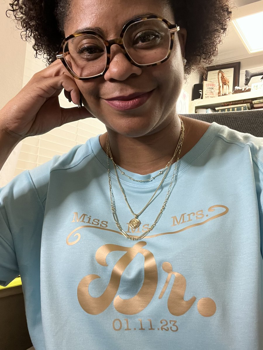 Dr. 𝐿𝒶𝓀𝒾𝓈𝒽𝒶 𝒞𝓊𝓁𝓅𝑒𝓅𝓅𝑒𝓇 tweet media