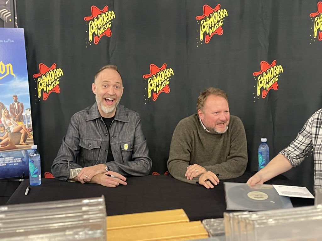 nayla_bean's tweet photo. I bled my own blood meeting @rianjohnson & #NathanJohnson this evening AND IT WAS SO WORTH IT.
I also shared with both of them that I fall asleep to @KnivesOut because it’s my comfort movie 🥺 https://t.co/l7stdBEknn