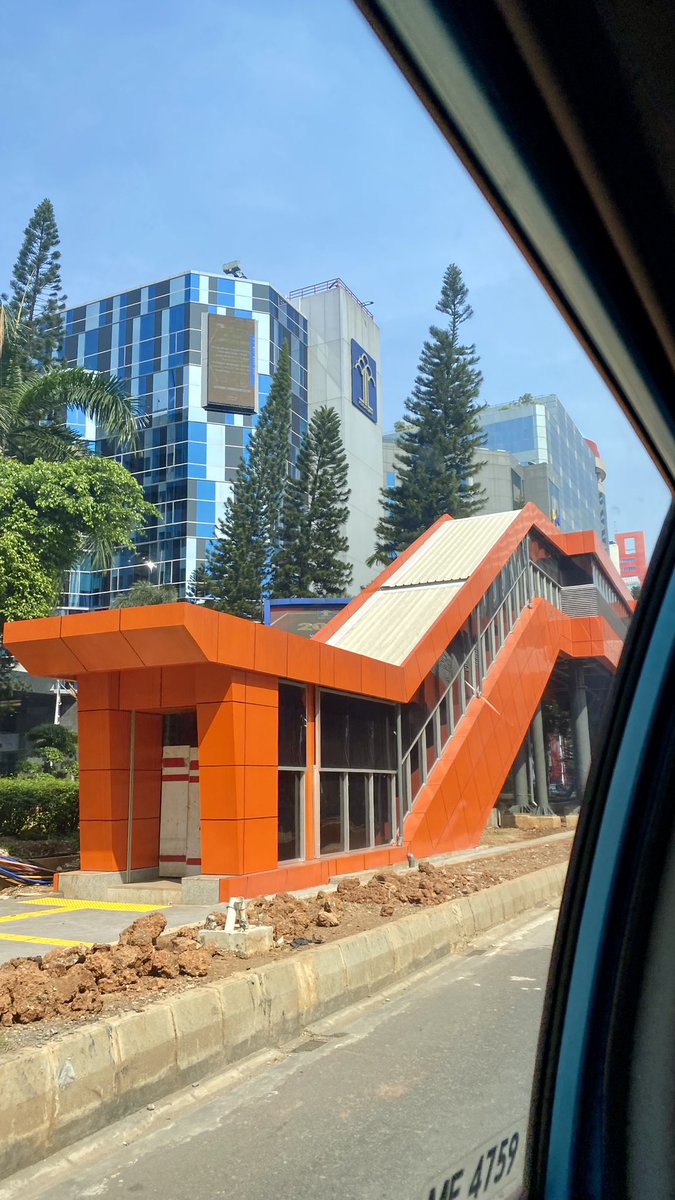 rendrasd's tweet photo. Siapa yang punya ide ngasi warna gini ya? https://t.co/fS8rar4bAF