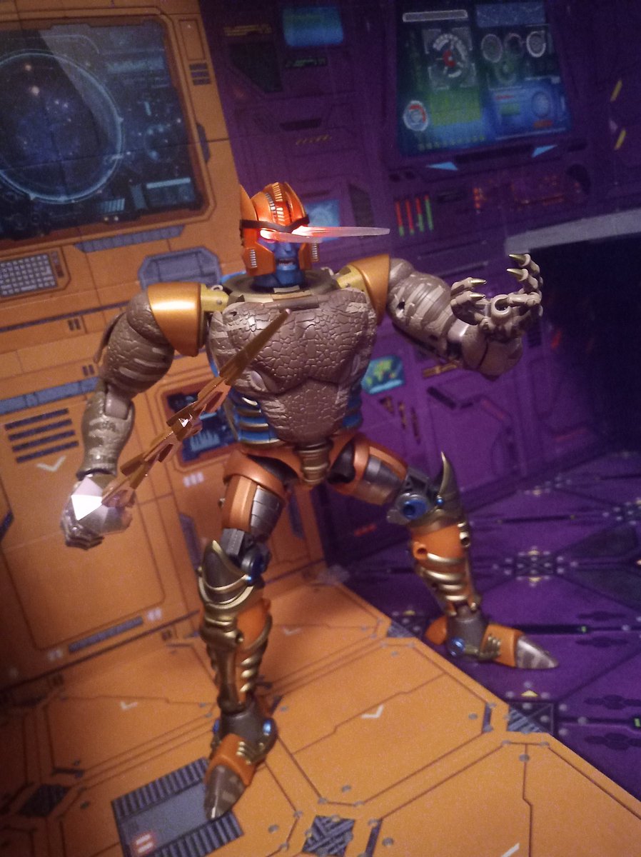 Kureigu8's tweet photo. Well the electrics work. #Transformers #Masterpiece #BeastWars #Dinobot #KO #InfiniteTransformation #IT02 #toyphotography https://t.co/zoEpdDlej6