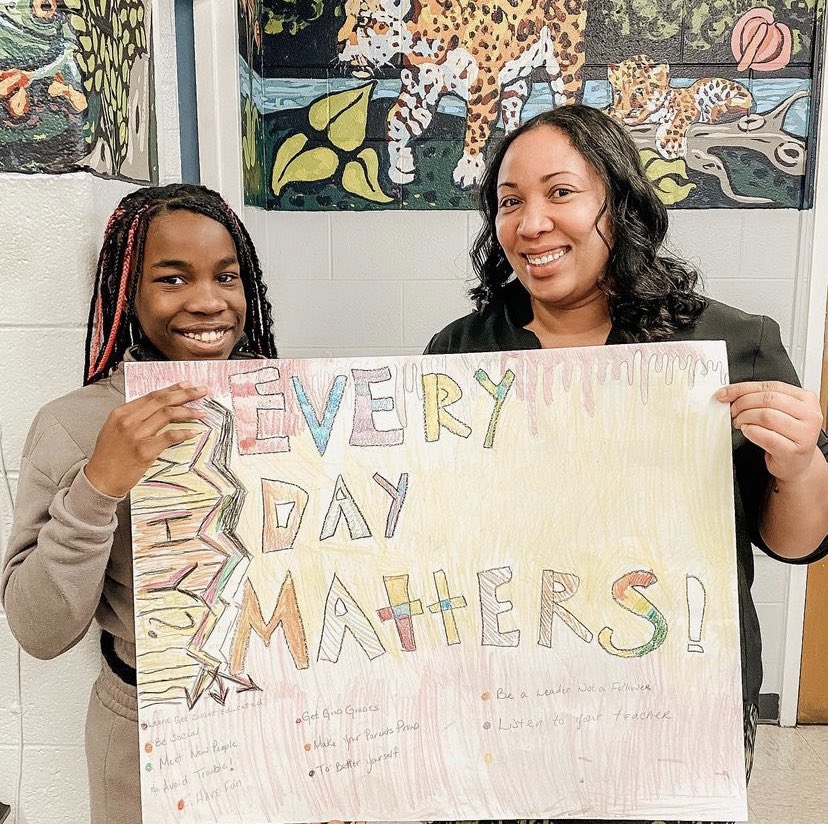 engross's tweet image. Our Attendance Ambassadors are helping spread the word about the importance of attendance! Remember that doors open at 8:00 AM and dismissal begins at 3:15 everyday. #EveryDayMatters #AttendanceMatters