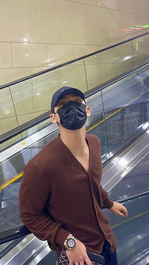 ivanjamesgoyape's tweet image. pov: you're viewing gil's ig highlights "💙" pt. 1

#ivangil #OurTimeWP #arrowheads #HoopsSeries