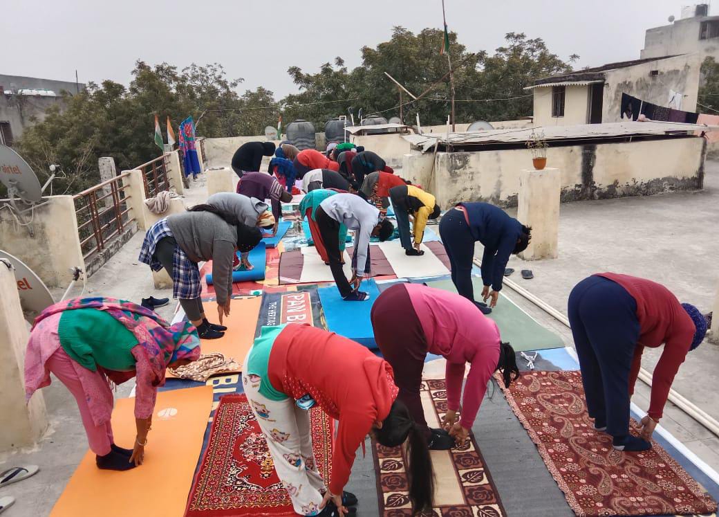 Dillikiyogshala's tweet photo. "दिल्ली की योगशाला"- नेब सराय, दिल्ली।
#DilliKiYogshala
#दिल्लीकीयोगशाला 
#Yoga https://t.co/Lv0d1kUWiF
