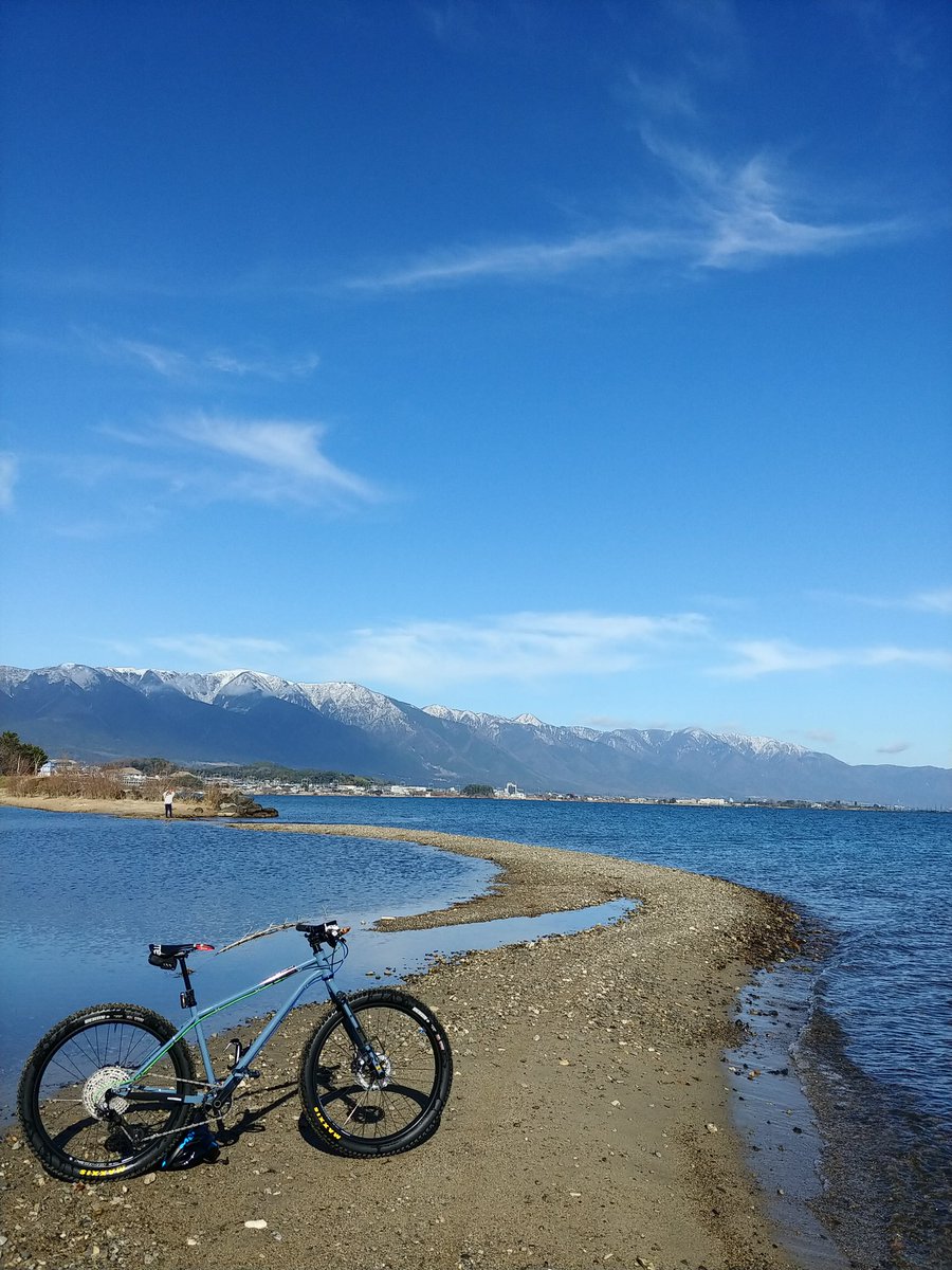doterushi's tweet photo. 今日も元気に営業中です。
#どてるし
#スポーツ自転車店
#スポーツ自転車専門店
#davos
#m605
#琵琶湖
#大津市
#琵琶湖湖西 https://t.co/woHBwICeKD