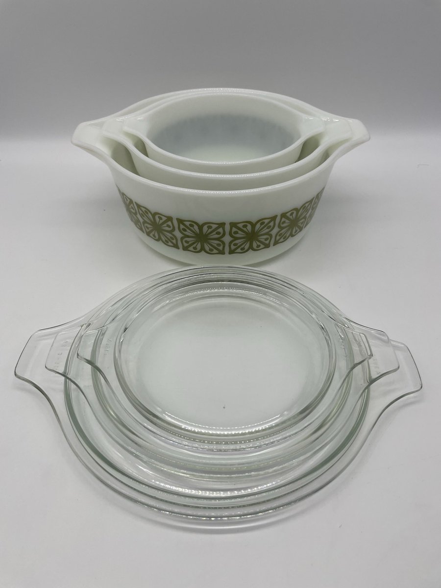 LoriesHawksNest's tweet image. These are just some of my new listings!!
#Pyrex #Tiara #IndianaGlass #MidCentury #Patriotic #AnchorHocking #RedWhiteandBlue

etsy.me/3RSpm12