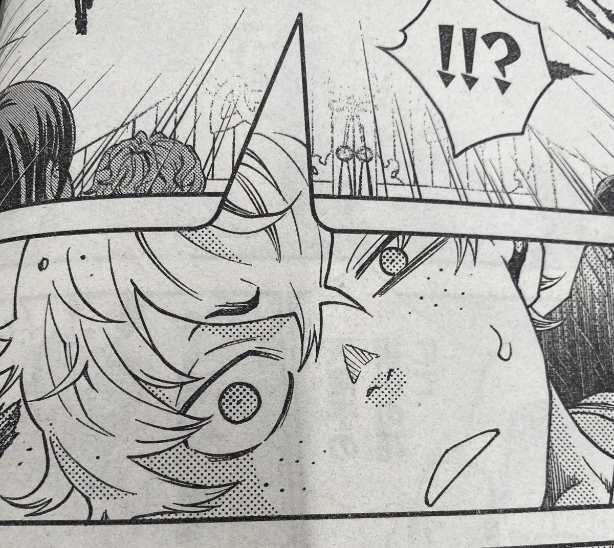 みんなの災難まで
月道が全部引き受けてくれてます。(?)

#レトロポリス・スクラッチ
#別マガ 2月号発売中! 