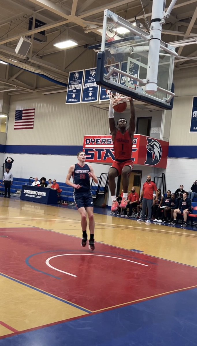 DyersburgState's tweet photo. The Eagles defeated Southwest Community College tonight, 95-90!

Congratulations to Greg Gordon on his 1000 career points! 

#GoEagles https://t.co/yWvNDEtLs2