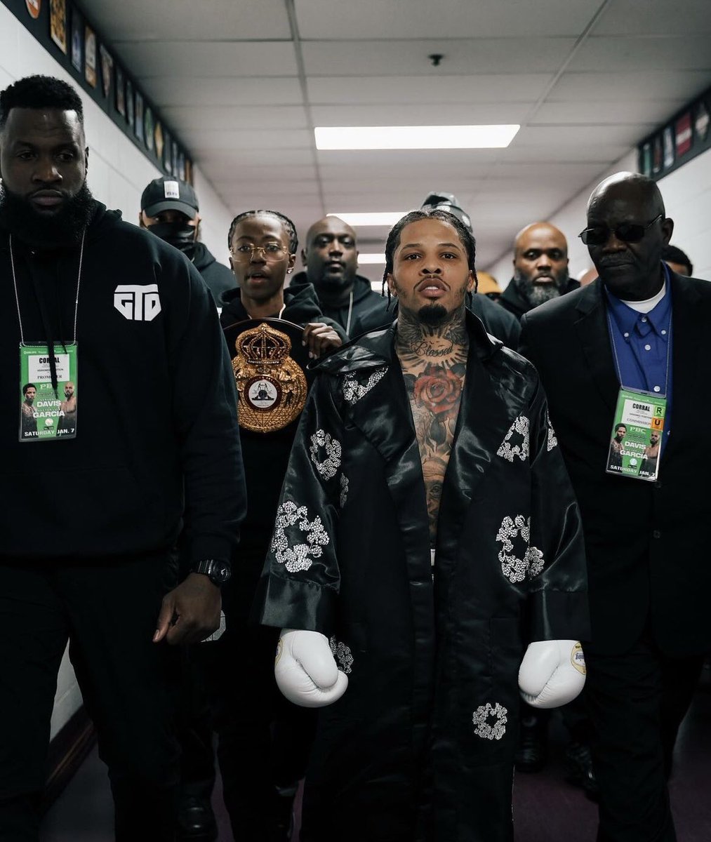 Mia Killer Bee Ellis 🐝 8-3-7KO’s tweet media