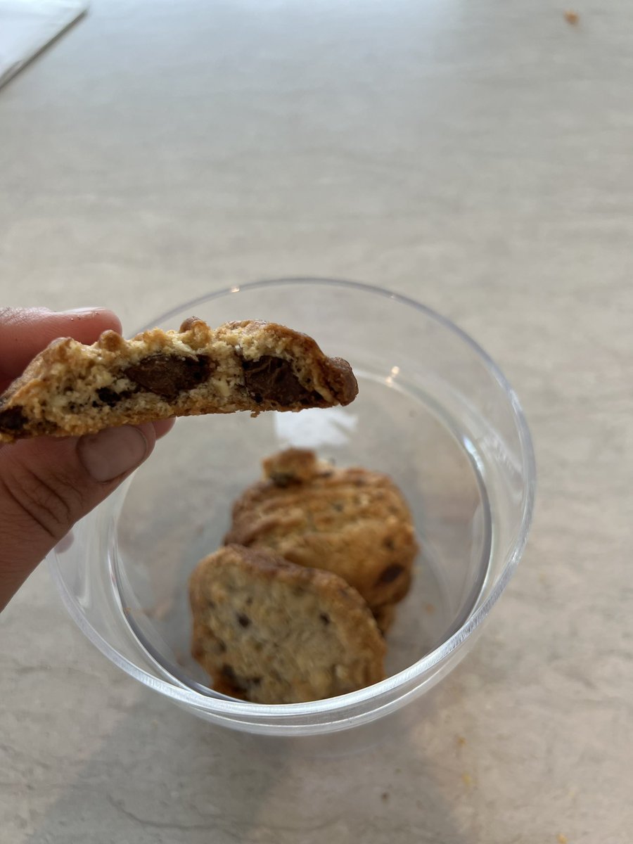 Rang my mum yesterday and took my bad day out on her (10/10 do not reccomend.) Dad delivered these this arvo on his way down the country - Got to love a good Jewish mother, she knows just what we need!