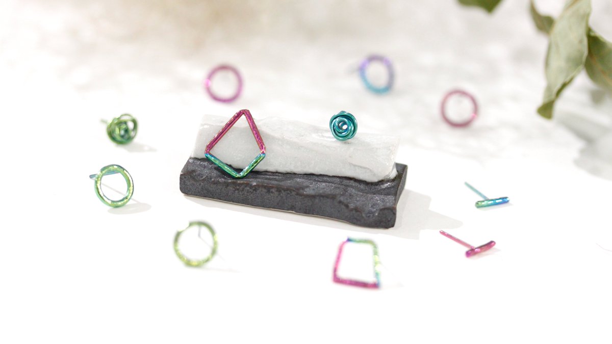 #サムネ表示も変わったことだし自慢の横長写真を投稿しよう 
たくさんの色の子を並べられて嬉しい♫