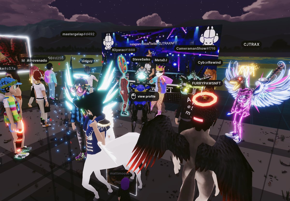 Crypt0M1notaur's tweet photo. ๐๐ซตParty @furrypawsnft X @decentraland With @DJTRAXNFT @MAMATRAXdcl #pawsparty #furrypawsnft https://t.co/Sce0Ylvnld