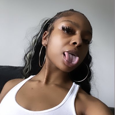 shakimery's tweet photo. #NewProfilePic https://t.co/HfSlQCoiC2